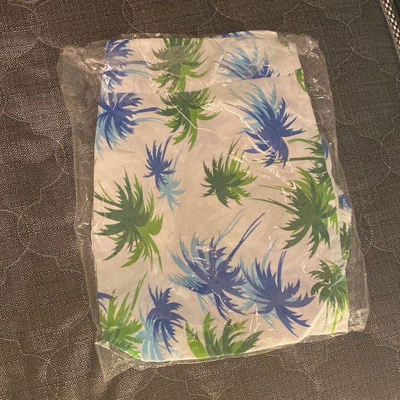 Brand New Unisex Sunner Shorts (details in description) - Picture 6 of 16